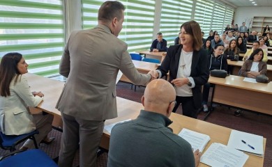 Помоћ за суфинансирање зимнице добило 285 породица