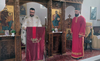 Парастос за српске жртве на Огњену Марију