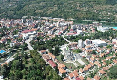 У 2025. години у Фочи рођена 121 беба