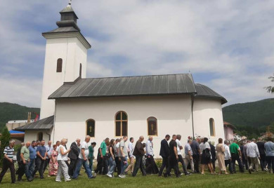 Духовски понедјељак сабрао Устикољане са свих страна свијета