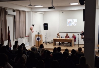 „Срце од свиле, кичма од челика“: Жене могу све уз подршку породице и друштва