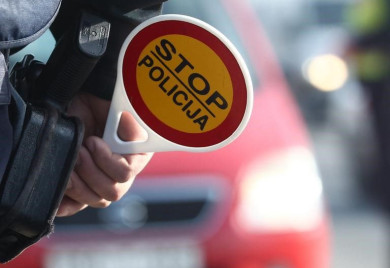 Одузето возило због нагомиланих казни и вожње без дозволе