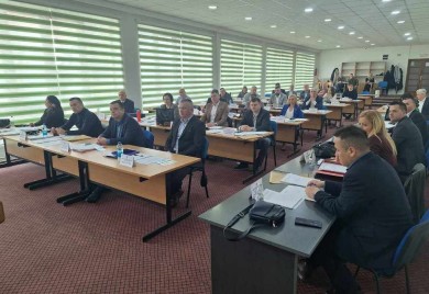 Извјештај о раду начелника општине пред одборницима