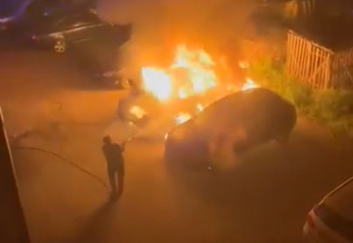 У пожару изгорјела три аутомобила