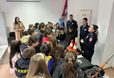 Полиција отворила врата фочанским основцима