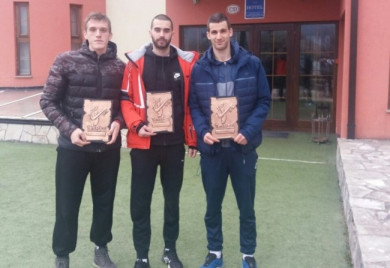 Fočanski teniseri prvi u singlu i dublu na turniru u Širokom Brijegu
