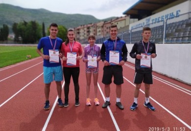 Atletika: Pet medalja za učenike OŠ "Sveti Sava" na takmičenju u Trebinju