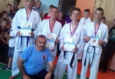 Karatisti "Ljubišnje" najbolji na Memorijalu "Petar Jovović Bene" u Kalinoviku