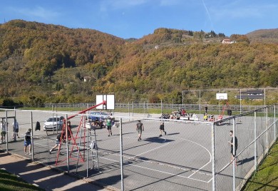 „Basket iz bloka“ -  pomoć za višečlane porodice