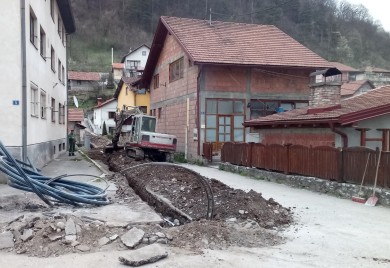 Повремене обуставе саобраћаја због асфалтирања