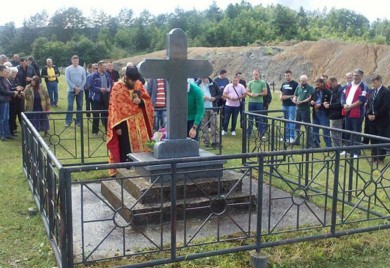 На Видовдан помен-парастос за младе краљеве војнике и српске борце Миљевинског батаљона