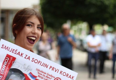 „Смијешак за Софијин први корак“: Хуманост Фочака на дјелу