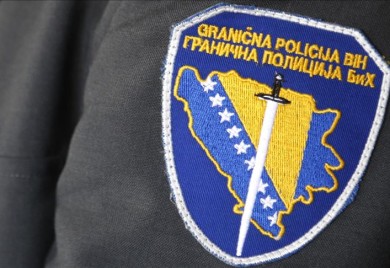 На подручју Фоче заплијењене цигарете, оружје и муниција