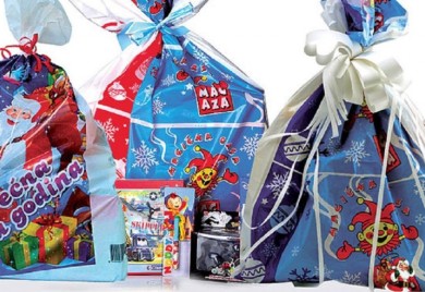 Студенти прикупљају пакетиће за фочанске основце и дјецу на Космету