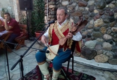 Донаторско гусларско вече