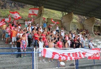 Звезда у Фочи напада трофеј пријатељства