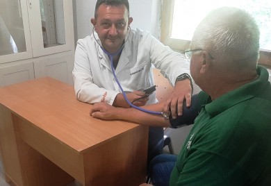 Отворена амбуланта у Цапама