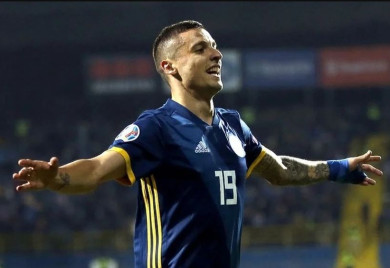 Два гола Рада Крунића у побједи против Исланда