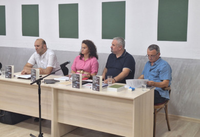 Представљена књига пјесама „Чвор“ Бранимира Радовића