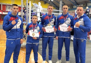 Два злата и сребро за "Игму" на првенству Српске у кик боксу