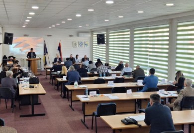 Засједа локални парламент, на дневном реду 18 тачака