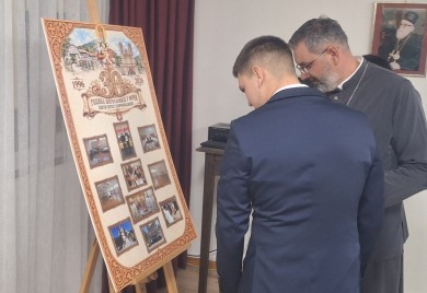 Три деценије Богословије у Фочи – чувар духовности у огледалу свјетлописа и вриједних докумената