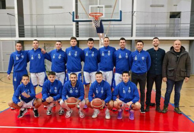 Пето славље кошаркаша, пораз одбојкашица