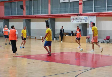 Поште најубједљивије на старту Радничке лиге