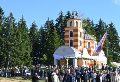 С освећењем Храма Свете великомученице Недјеље оживљава село
