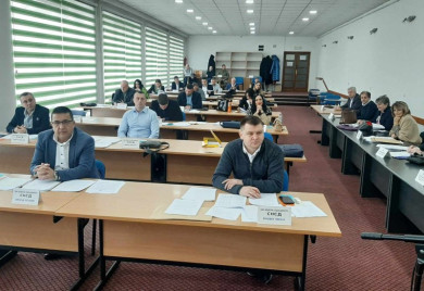 Сутра сједница локалног парламента