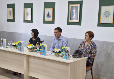 Представљен приручник ,,Болести зависности и превенција настанка код школске дјеце“