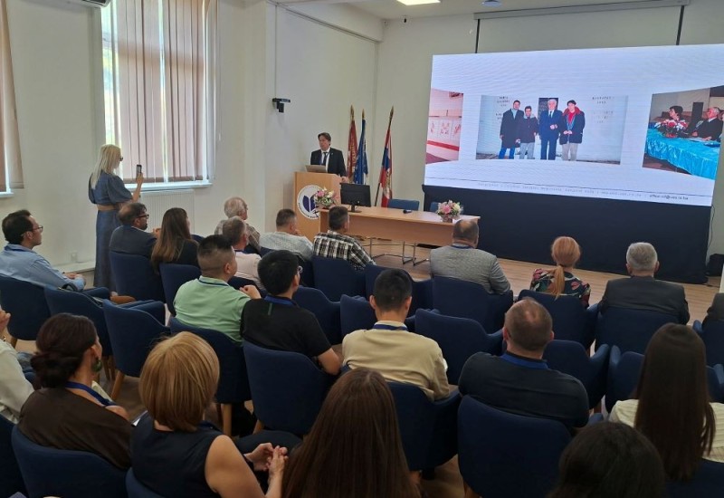 Медицински факултет окупио еминентне научне истраживаче из свијета- представљају достигнућа у лијечењу канцера