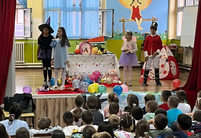 Сутра представа за дјецу „Игра и другарство“