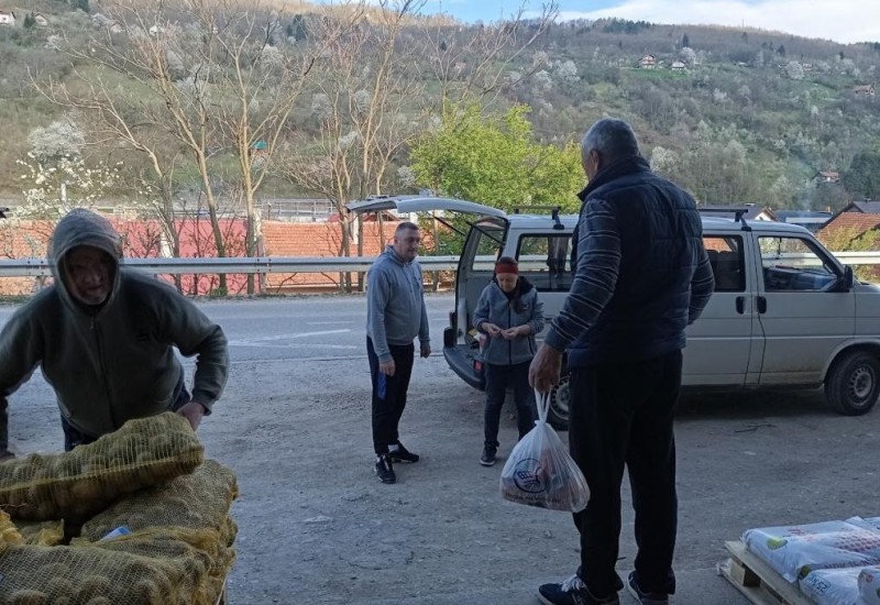 Подршка прољећној сјетви кроз подјелу сјеменског материјала