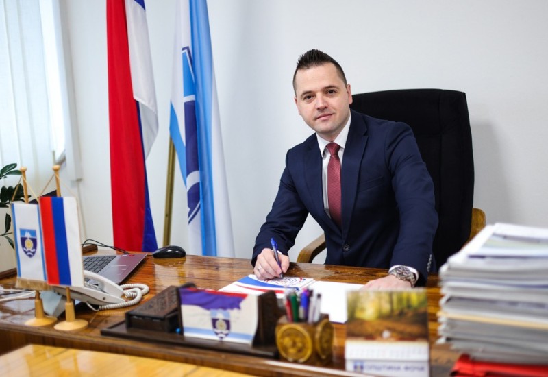 Вукадиновић честитао православну Нову годину