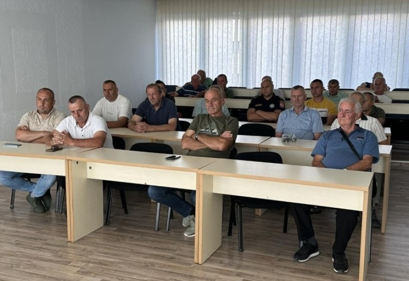 Фочанским пољопривредницима 45.500 КМ за набавку механизације