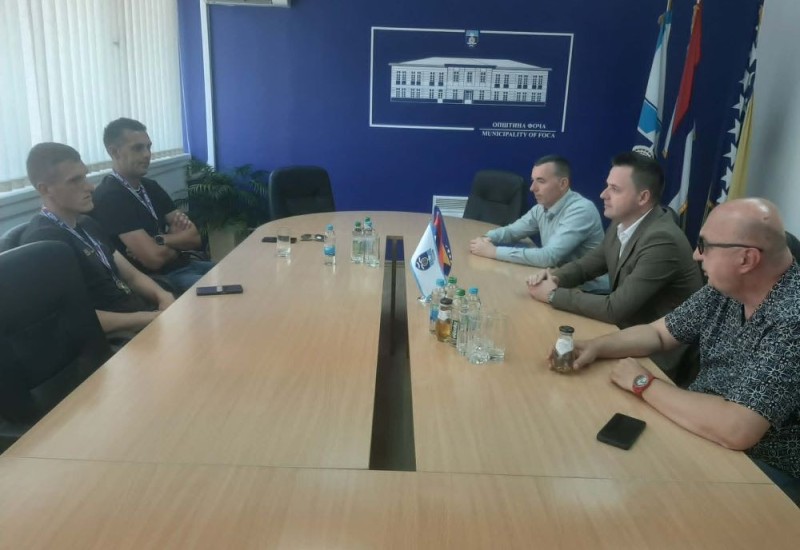 Новчана награда за златне фочанске тенисере са 61. МОСИ у Бајиној Башти