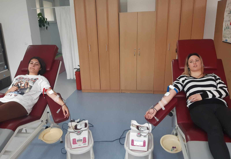 Педесет студената медицине и теологије дарује крв