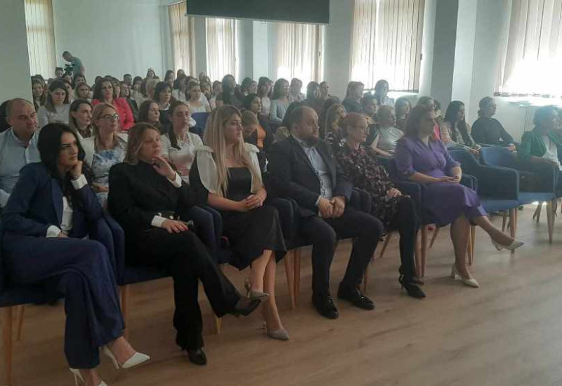 Сестринство- бројни проблеми, али и бројне радости племенитог позива