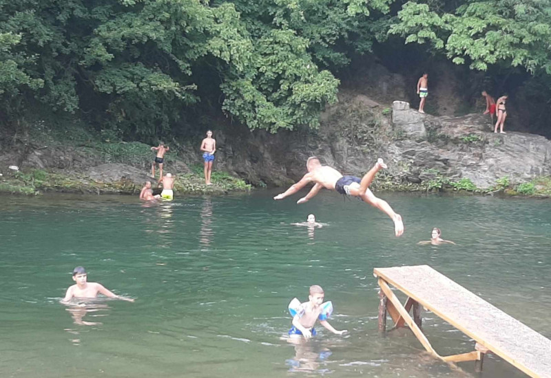 Ријеке никад топлије