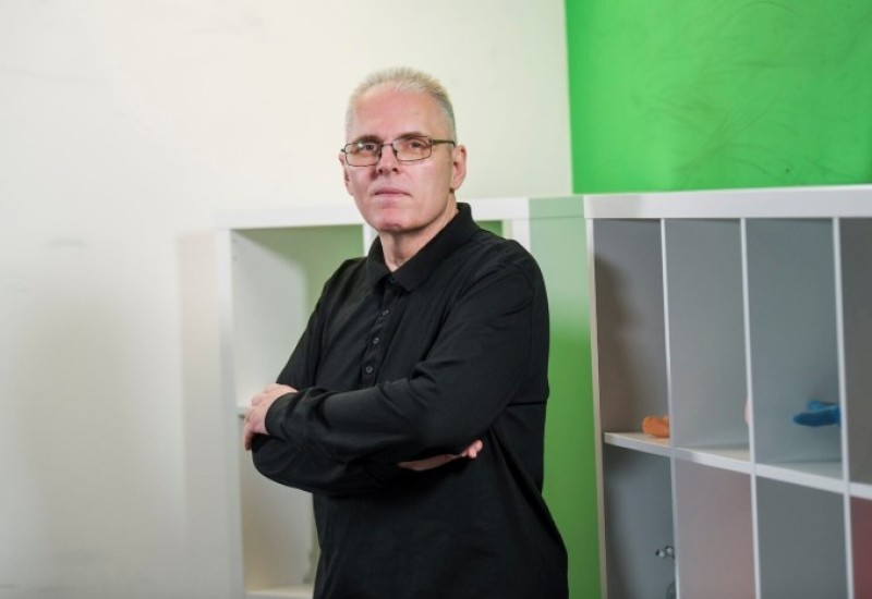 У Фочи предавање професора Ненада Глумбића о ризицима прекомјерне изложености екранима