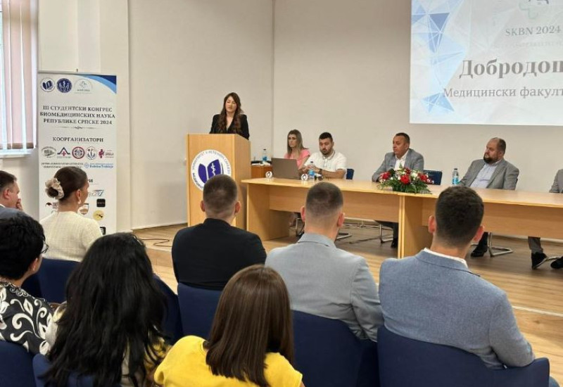 Студенти медицине са три континента проширују знања на конгресу у Фочи