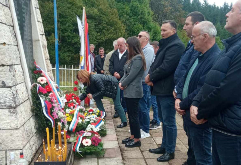 Папратна њива: Служен парастос за жртве некажњеног злочина