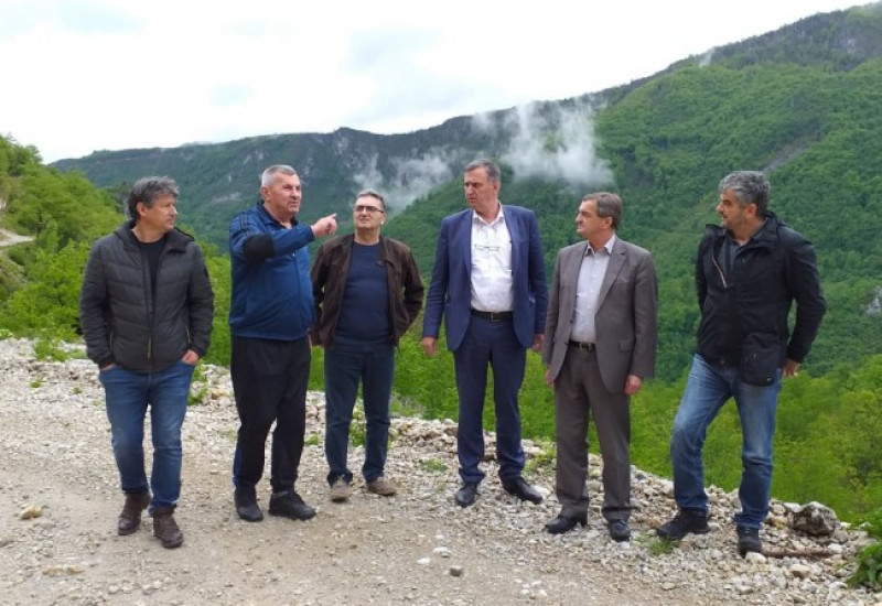 Uskoro kreće asfaltiranje puta desnom obalom Tare