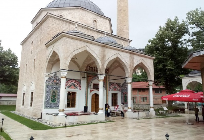 Данас Рамазански бајрам