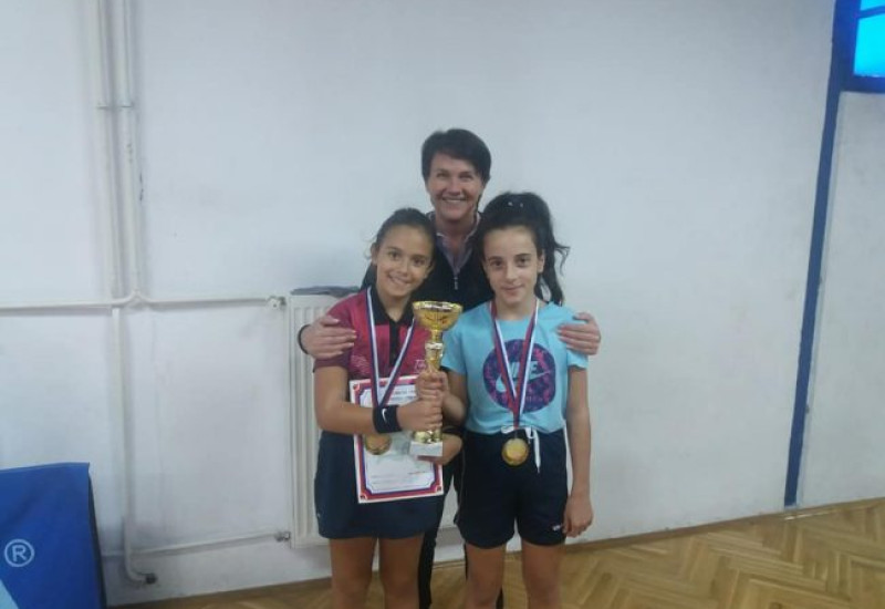 Stoni tenis: Fočanke šampionke Srpske