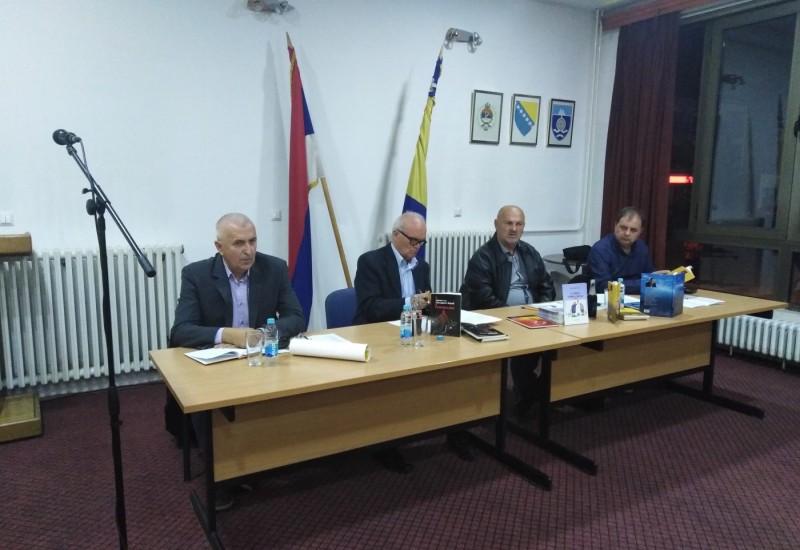Za aforističare i satiričare nema zabranjenih tema