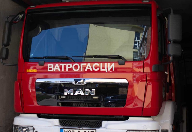 Букте пожари: Ватрогасци за дан интервенисали пет пута