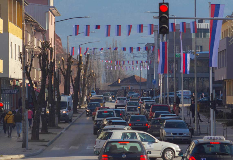 Фоча окићена тробојкама уочи рођендана Српске
