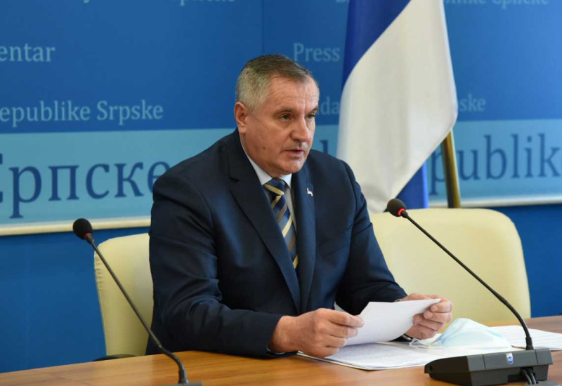 Oдлуке Републичког штаба продужене до 11. маја,  релаксиране поједине мјере